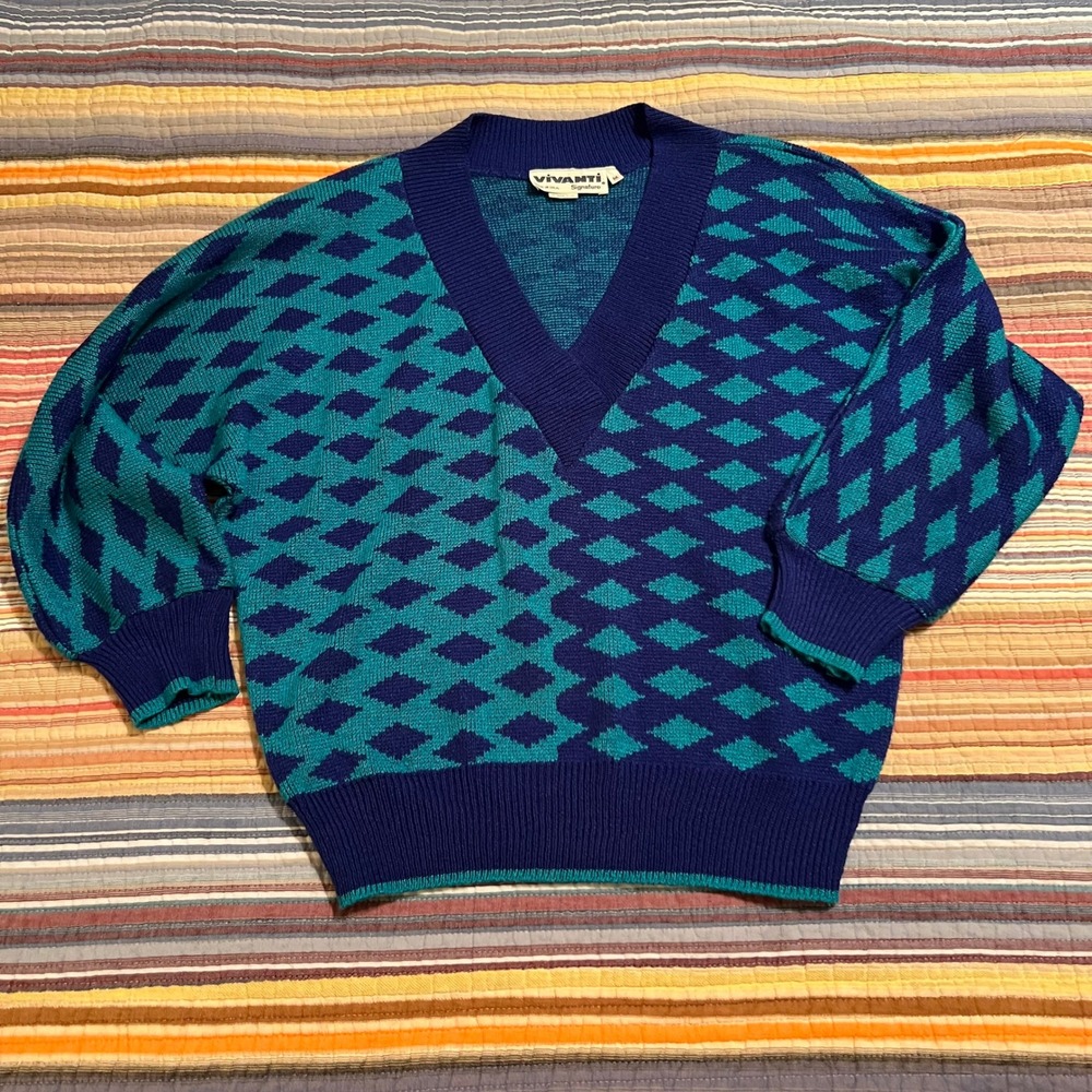 Vivanti VTG Signature V Neck Diamond Sweater Blue Teal Size M Made in the USA